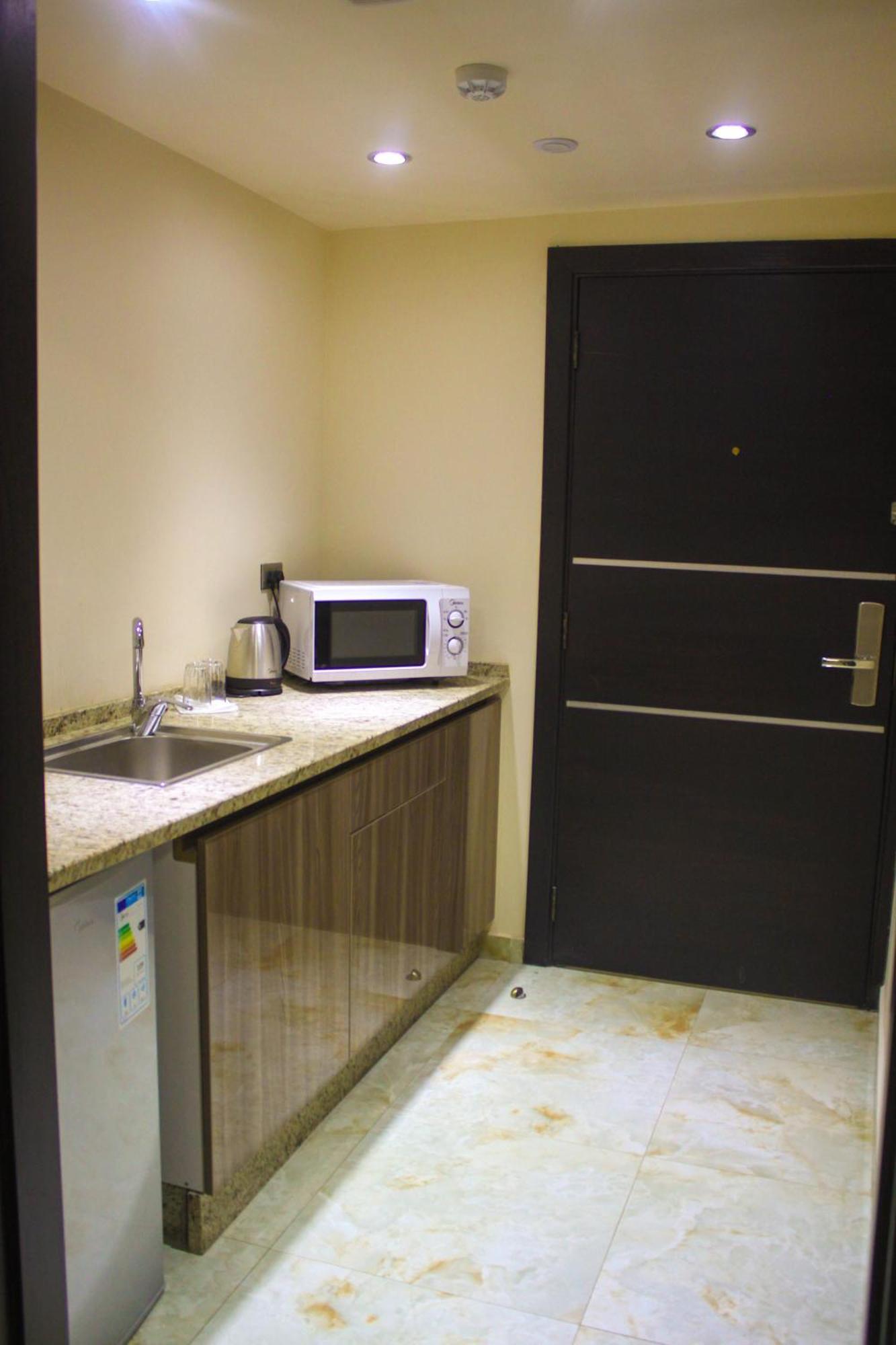 עמאן Qaser Al-Sultan Hotel Suites מראה חיצוני תמונה